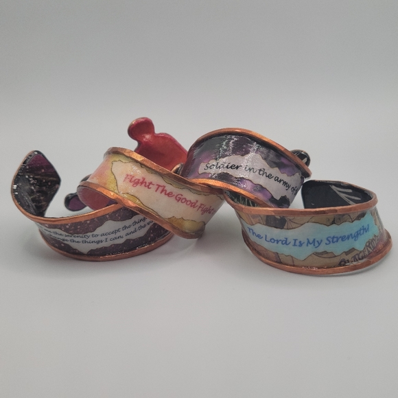 M.E. Collection Strength Bracelet - Picture 14 of 14